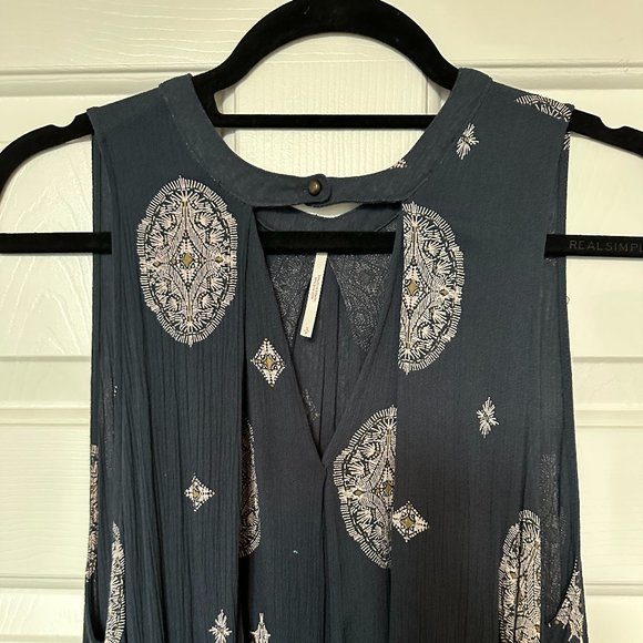 Free People Blue Geometric Pattern Sleeveless Pockets Hippie Tunic Dress - Picture 4 of 4